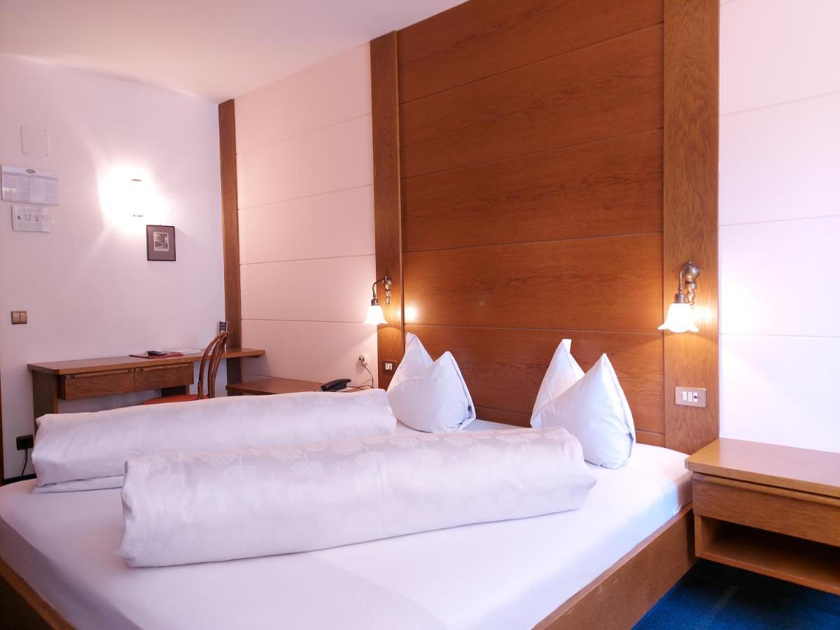 Hotel Schuster Colle Isarco Ngoại thất bức ảnh